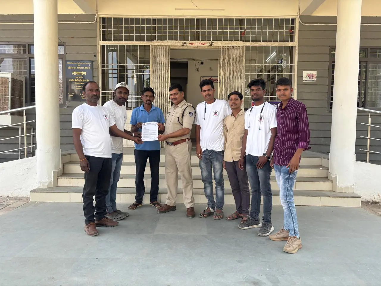 पत्रकार सुरक्षा कानून की मांग तेज़, प्रधानमंत्री के नाम सौंपा गया ज्ञापन