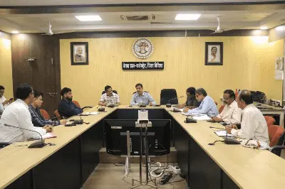 चौंकाने वाला खुलासा: विदिशा की सड़कों का ऐसा हाल, क्यों कलेक्टर ने बुलाई इमरजेंसी मीटिंग?