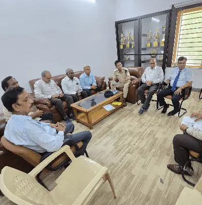 विदिशा पुलिस पंचायत में बुजुर्गों का दर्द सुन पंच भी हैरान: भोपाल की सीनियर सिटीजन महिला कलाकार ने सुनाई आपबीती