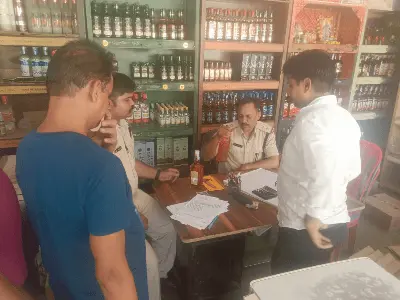 बड़ी खबर! ग्यारसपुर में आबकारी विभाग का धांसू एक्शन: 320 पाव अवैध शराब जब्त, दो कुख्यात तस्कर गिरफ्तार