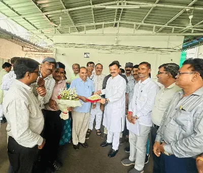 शिक्षकों को मिला बड़ा तोहफा! चौथे समयमान वेतनमान से गदगद शिक्षक संघ, शिक्षा मंत्री का किया आभार