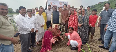 PM मोदी के जन्मदिन पर सांची में चला 'हरित महाअभियान', लगे हजारों पौधे