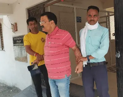 20 हज़ार की रिश्वत लेते रंगे हाथों धराया 'जनपद सीईओ' राजेश सोनी, लोकायुक्त ने दबोचा!