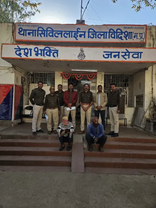 साईं औरा कॉलोनी में हुई ₹20 लाख की 'गोल्ड डकैती' का पर्दाफाश! 15 तोला सोना, 4 किलो चांदी बरामद; दो शातिर चोर गिरफ्तार