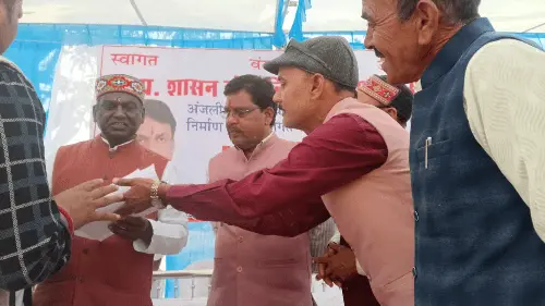 सांची की विरासत पर संकट? हाईवे निर्माण को लेकर भड़के लोग, पूर्व मंत्री प्रभुराम चौधरी को घेरा