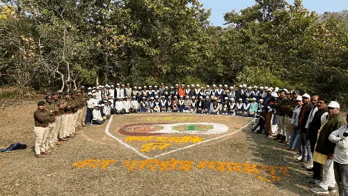 हम हैं धरती के दूत: ग्यारसपुर के जंगलों में छात्रों ने सीखी पर्यावरण संरक्षण की एबीसीडी