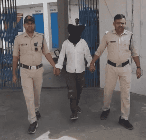 दतिया में 'मौत की फैक्ट्री' का भंडाफोड़: वेल्डर की आड़ में बना