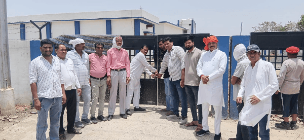 सांची में जल संकट का विस्फोट: भड़के अध्यक्ष और पार्षदों ने जल संयंत्र पर जड़ा ताला