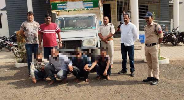 विदिशा पुलिस की बड़ी कार्रवाई: 12 लाख की बोलेरो पिकअप चोरी का खुलासा, 4 शातिर बदमाश चढ़े हत्थे!