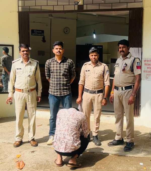 खेल परिसर से चोरी हुई बाइक 24 घंटे में बरामद,चोर सुभाष नगर से गिरफ्तार!