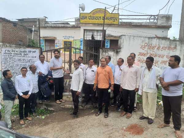 प्रधानमंत्री आवास की किश्त के लिए 5 हजार की रिश्वत लेते पंचायत सचिव रंगे हाथ गिरफ्तार
