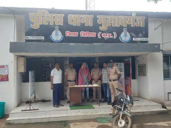गुलाबगंज पुलिस ने 12 घंटे में किया मंदिरों में चोरी का सनसनीखेज पर्दाफाश